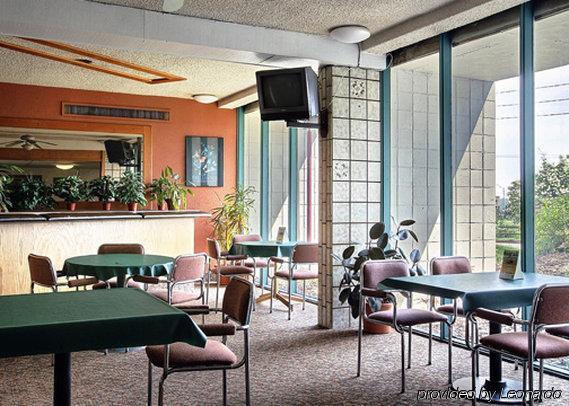 Quality Inn Omaha Restaurang bild